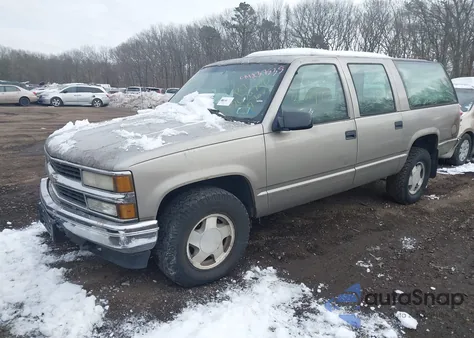1999 Chevrolet Suburban 1500 from USA, damaged, VIN 1GNFK16R5XJ494903